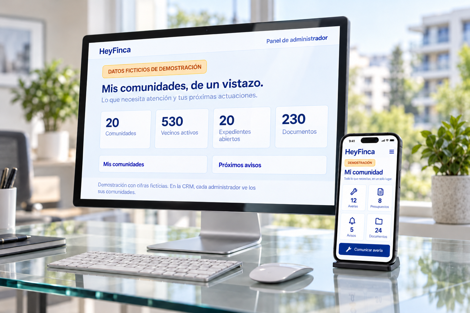 Vista ilustrativa de HeyFinca CRM en ordenador y móvil